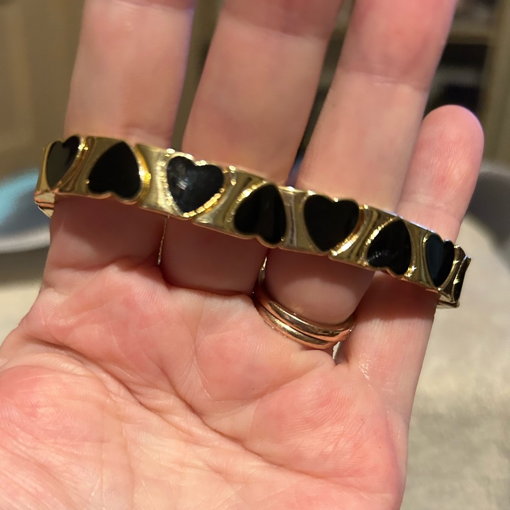 Black hearts bracelet